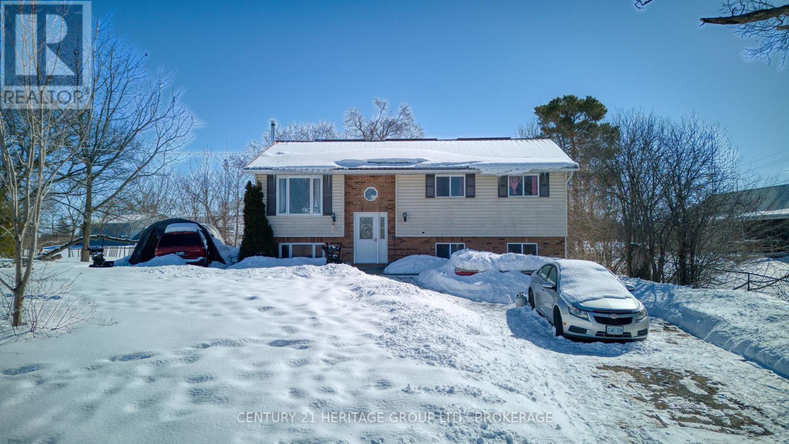 487 County 19 Road, Prince Edward County, Ontario K0K 1A0 - Photo 4 - X12828610