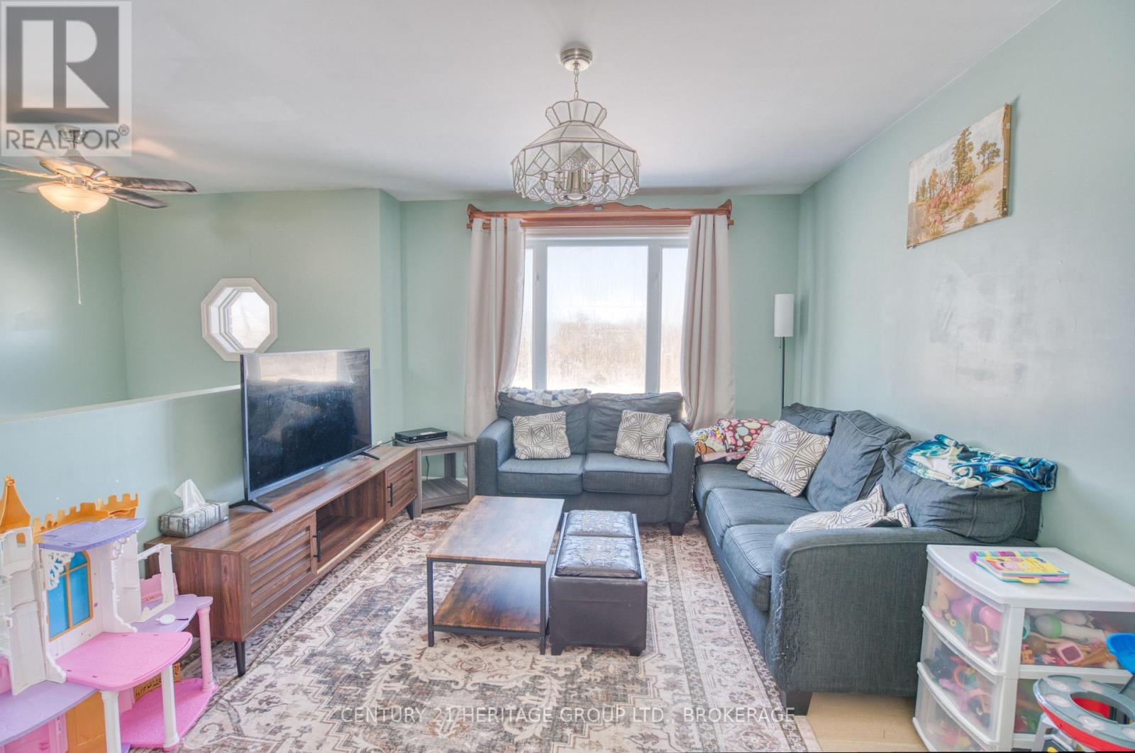 487 County 19 Road, Prince Edward County, Ontario K0K 1A0 - Photo 8 - X12828610