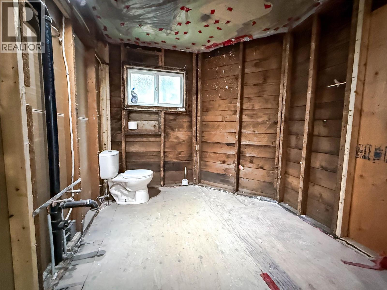 950 Aspen Street, Trail, British Columbia  V1R 3X9 - Photo 21 - 10370000