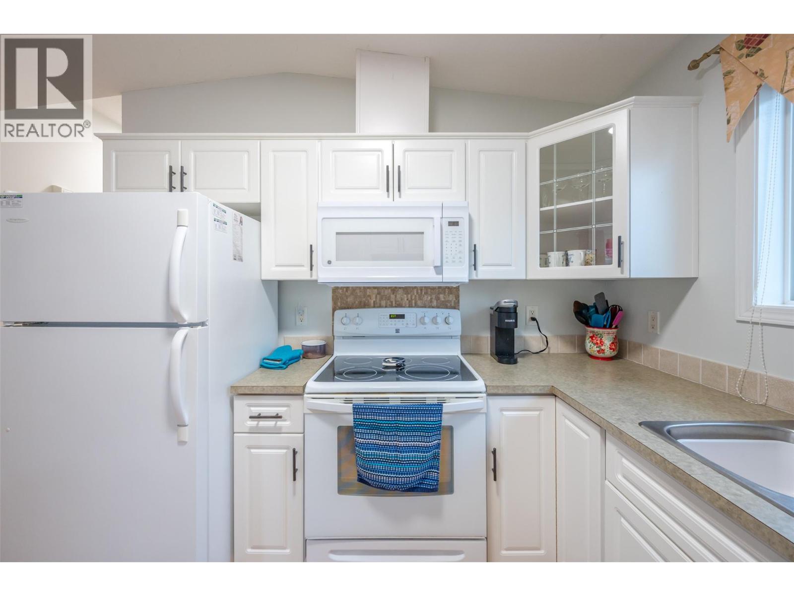 9400 115 Street Unit# 48 Osoyoos Photo 16 9400 115 Street Unit# 48 Osoyoos Photo 16