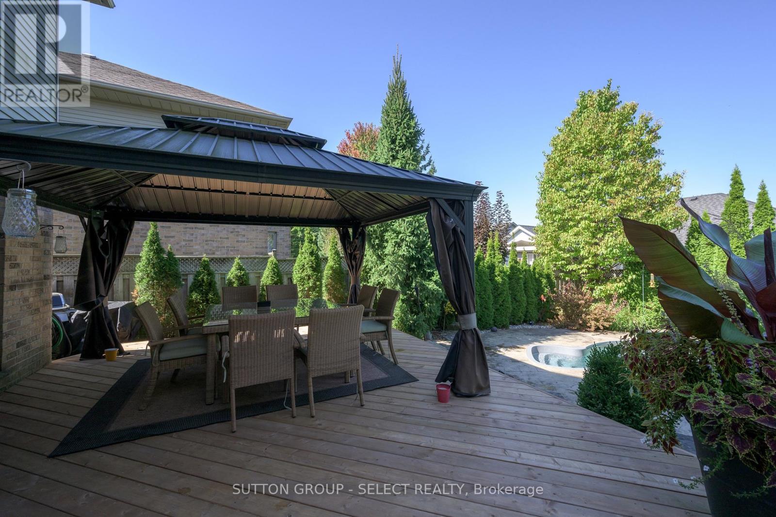 15 Marcus Crescent, London North, Ontario  N6G 4Y9 - Photo 44 - X12828626