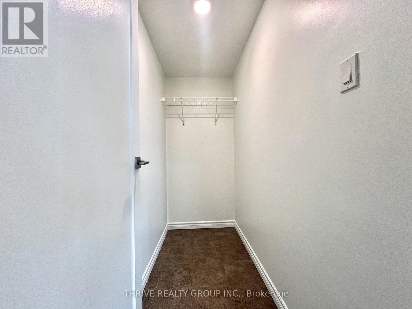 301 - 1288 Commissioners Road W, London South, Ontario  N6K 1E1 - Photo 4 - X12828718