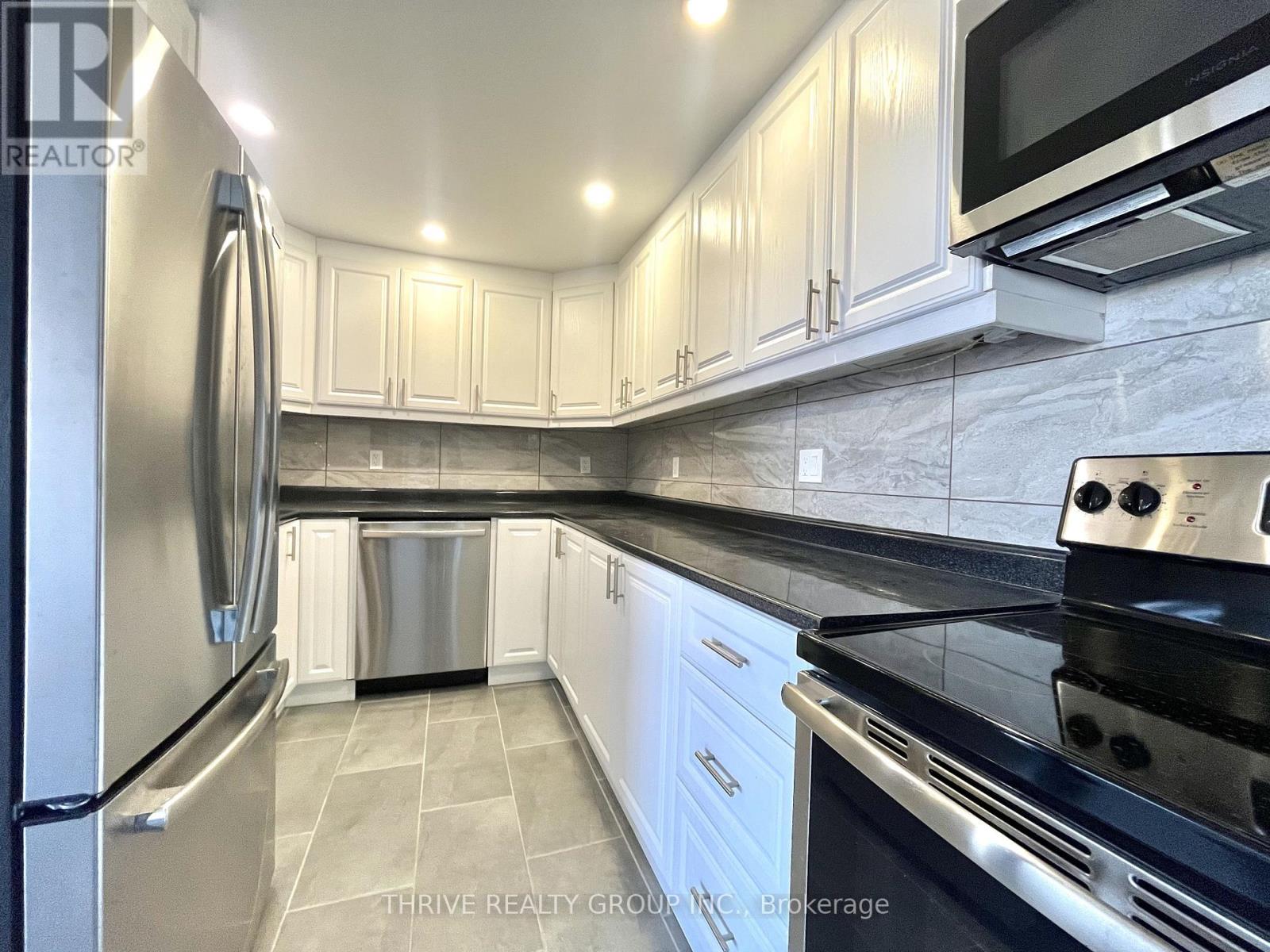 302 - 1288 COMMISSIONERS ROAD W, London South, Ontario