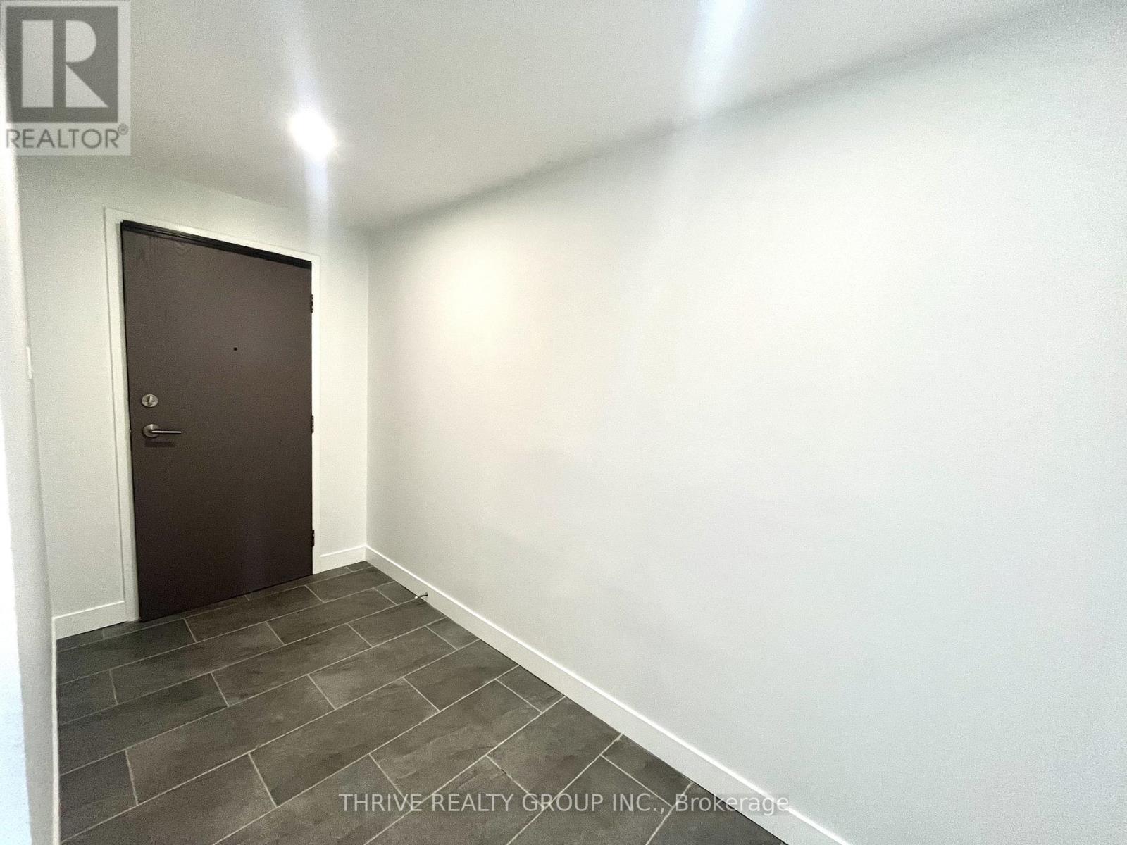 302 - 1288 Commissioners Road W, London South, Ontario  N6K 1E1 - Photo 3 - X12828720