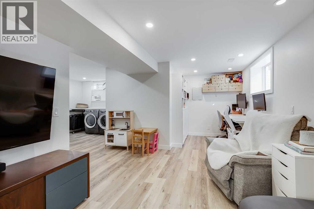 3011 32a Avenue Se, Calgary, Alberta  T2B 0J9 - Photo 25 - A2286776