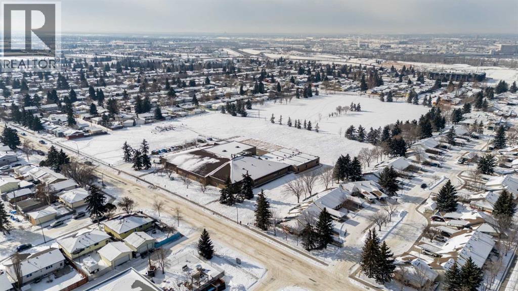 3011 32a Avenue Se, Calgary, Alberta  T2B 0J9 - Photo 47 - A2286776