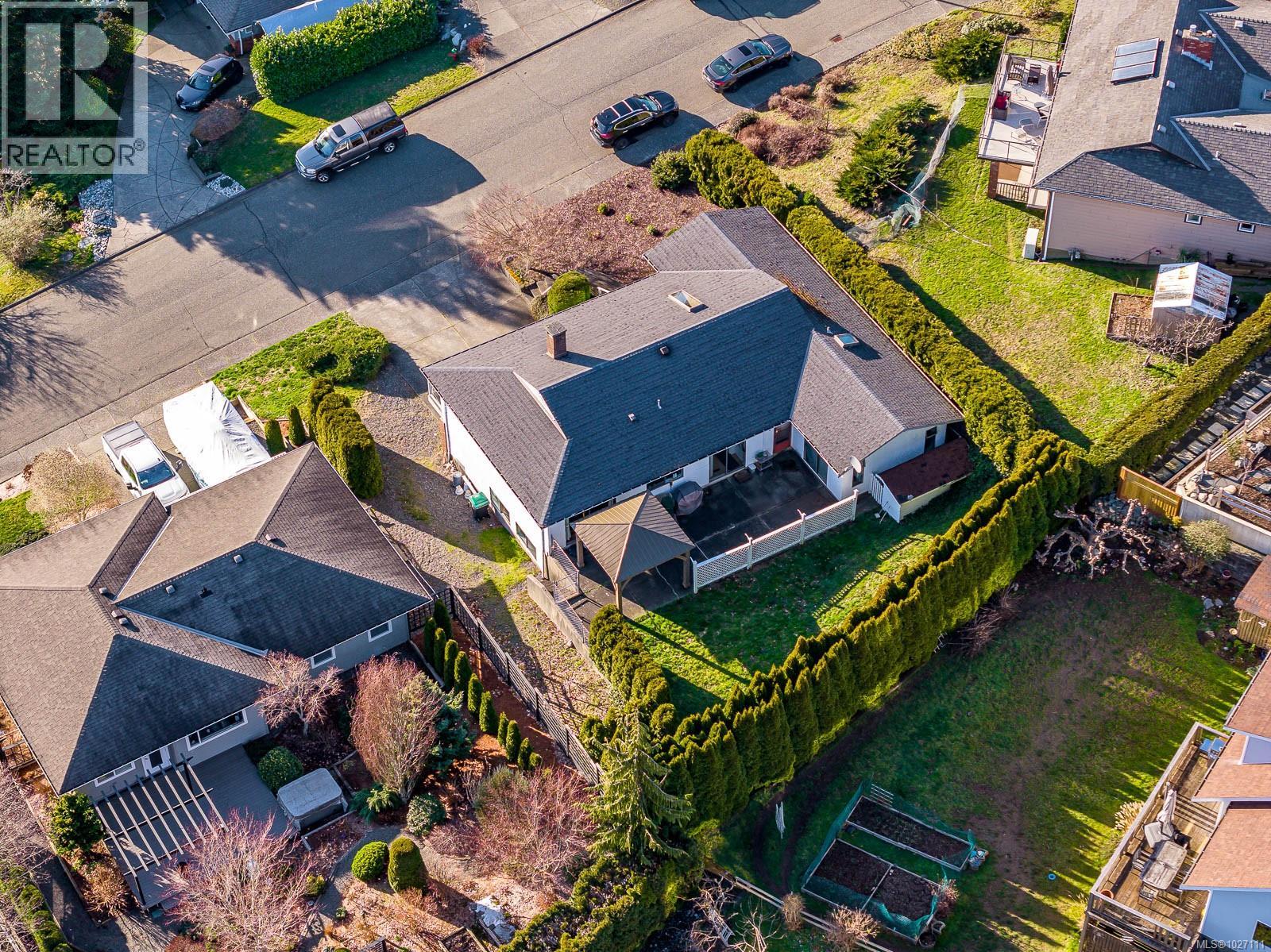 542 Washington Cres, Courtenay, British Columbia  V9N 7S3 - Photo 77 - 1027111