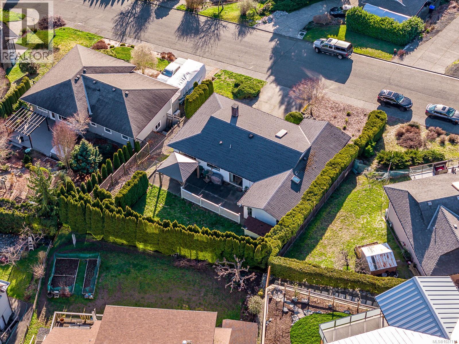 542 Washington Cres, Courtenay, British Columbia  V9N 7S3 - Photo 79 - 1027111