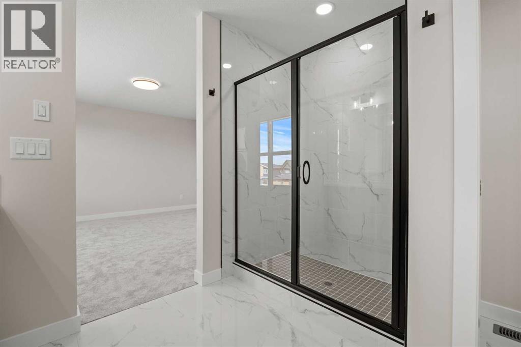 462 Kinniburgh Loop, Chestermere, Alberta  T1X 3C2 - Photo 30 - A2288504