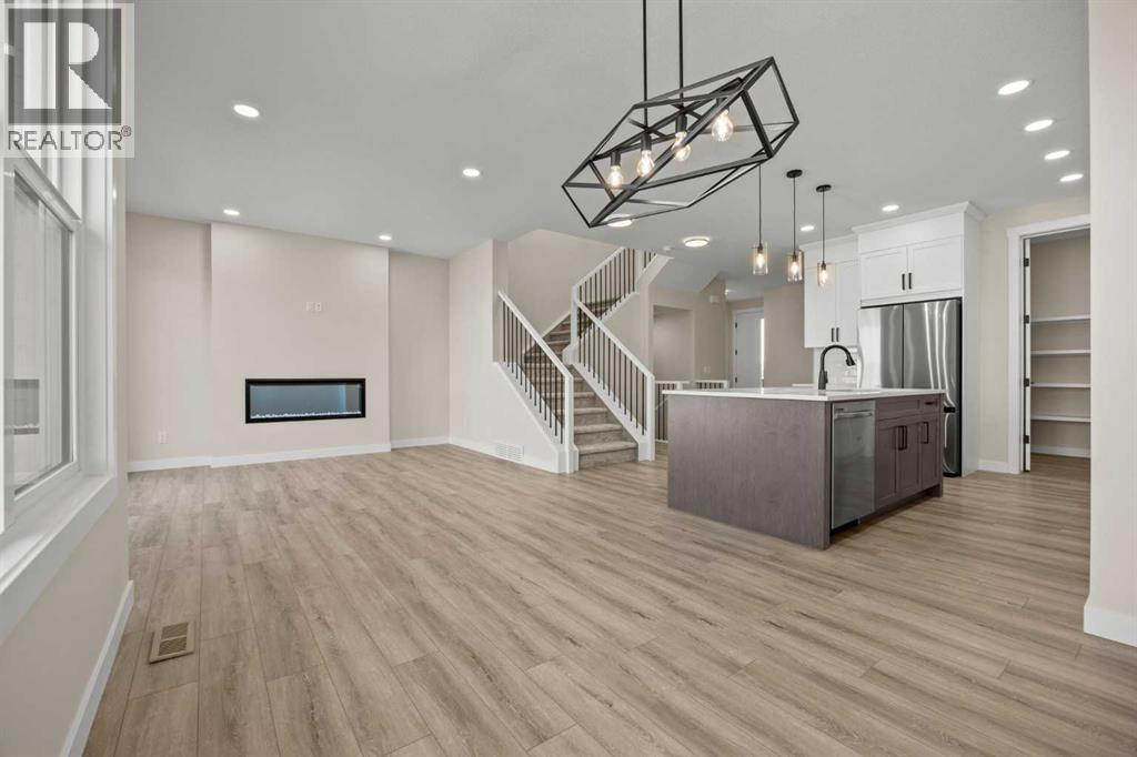 462 Kinniburgh Loop, Chestermere, Alberta  T1X 3C2 - Photo 12 - A2288504