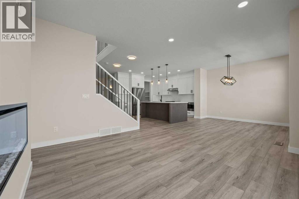 462 Kinniburgh Loop, Chestermere, Alberta  T1X 3C2 - Photo 10 - A2288504