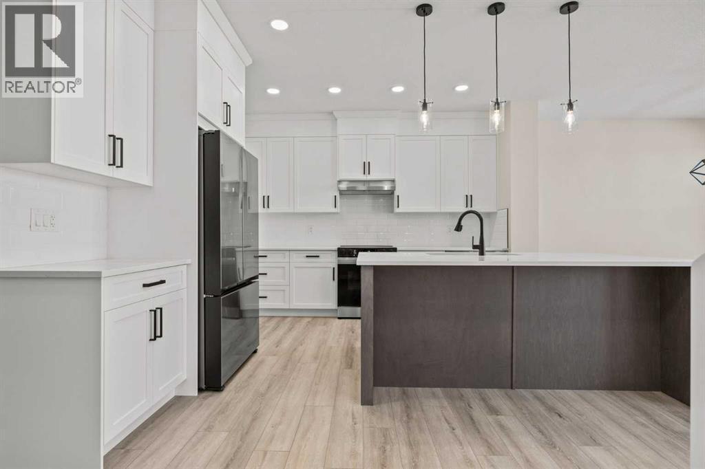 462 Kinniburgh Loop, Chestermere, Alberta  T1X 3C2 - Photo 7 - A2288504