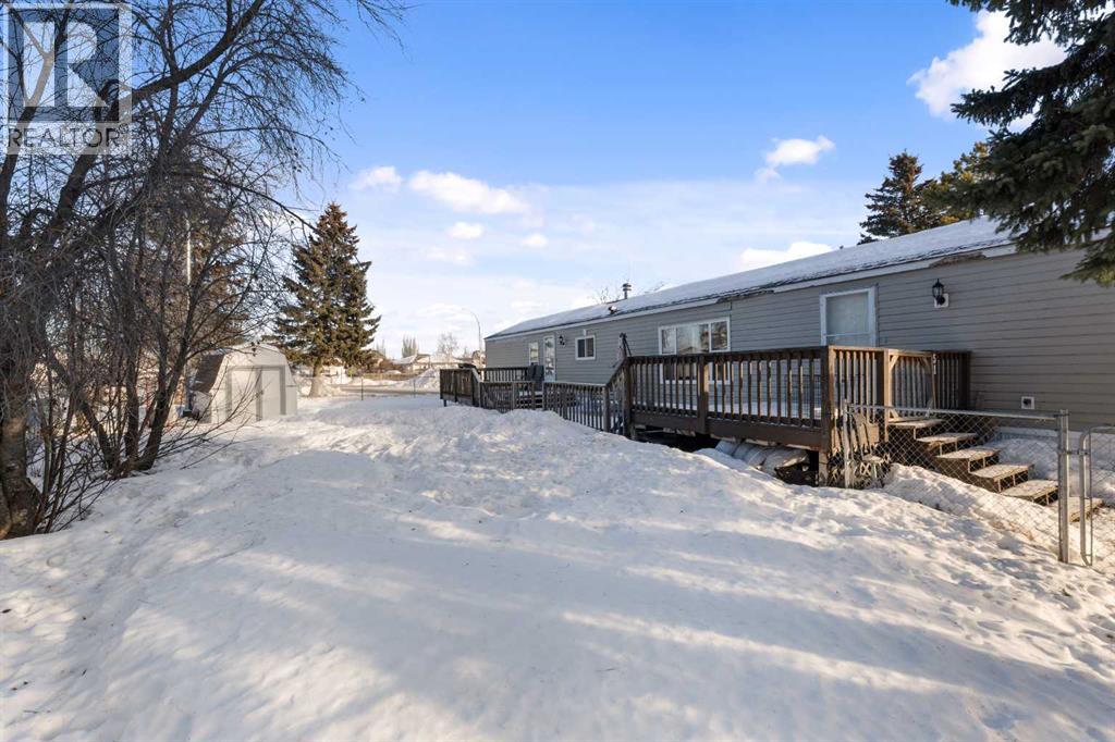 51 River Valley Estates, Whitecourt, Alberta  T7S 1J8 - Photo 2 - A2280601