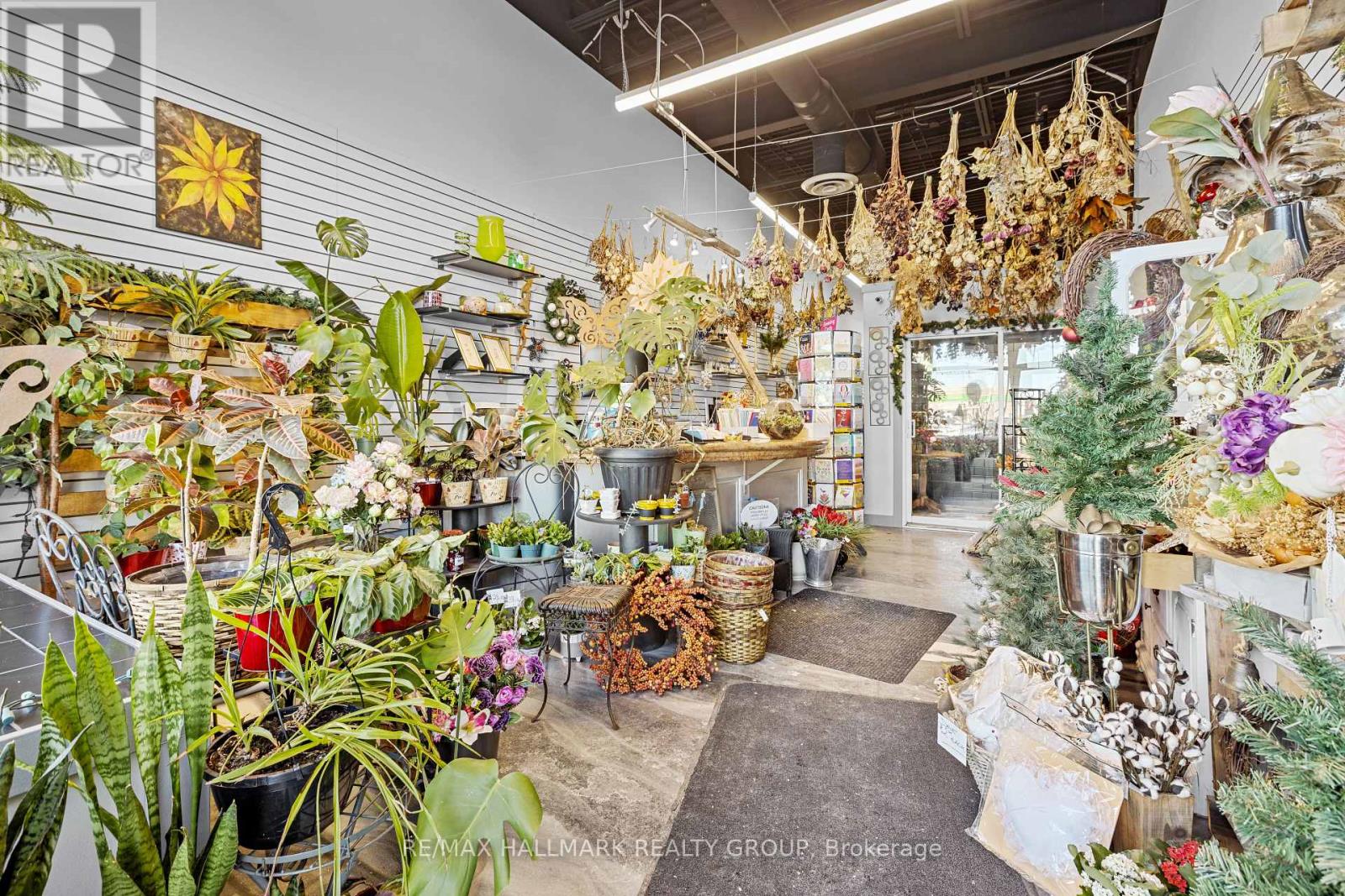 900 Watters Road, Ottawa, Ontario  K4A 0B4 - Photo 3 - X12828580