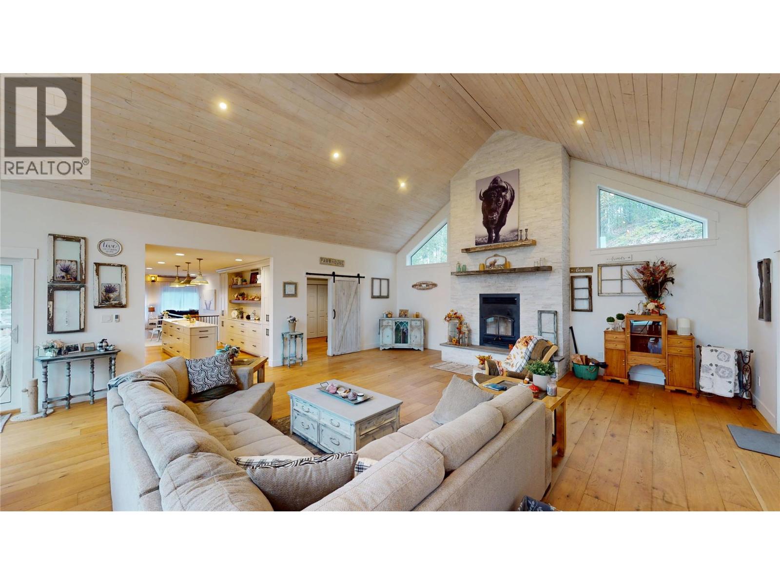 5553 Hidden Valley Road, Cranbrook, British Columbia  V1C 6Z2 - Photo 6 - 10377380