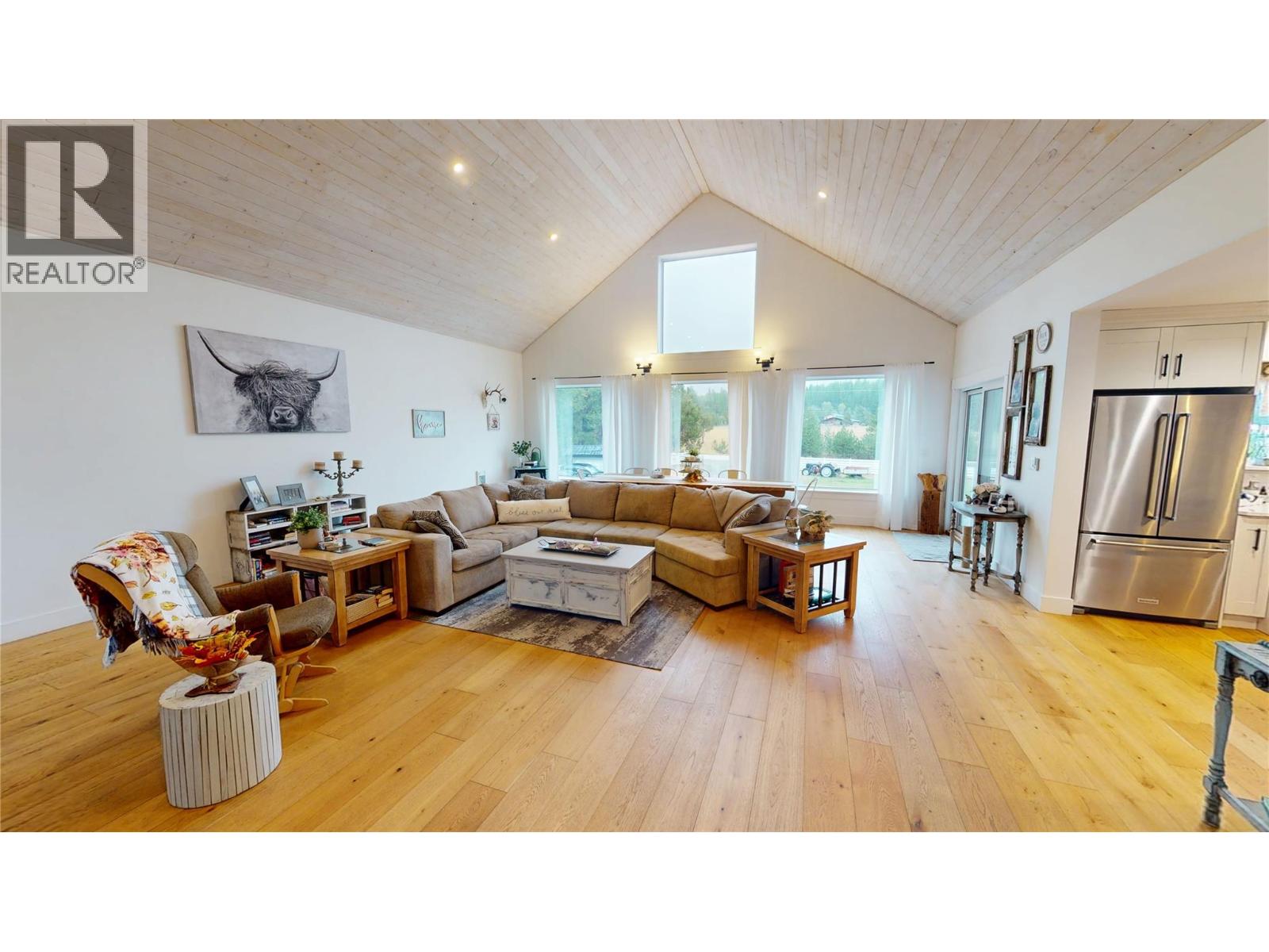 5553 Hidden Valley Road, Cranbrook, British Columbia  V1C 6Z2 - Photo 7 - 10377380