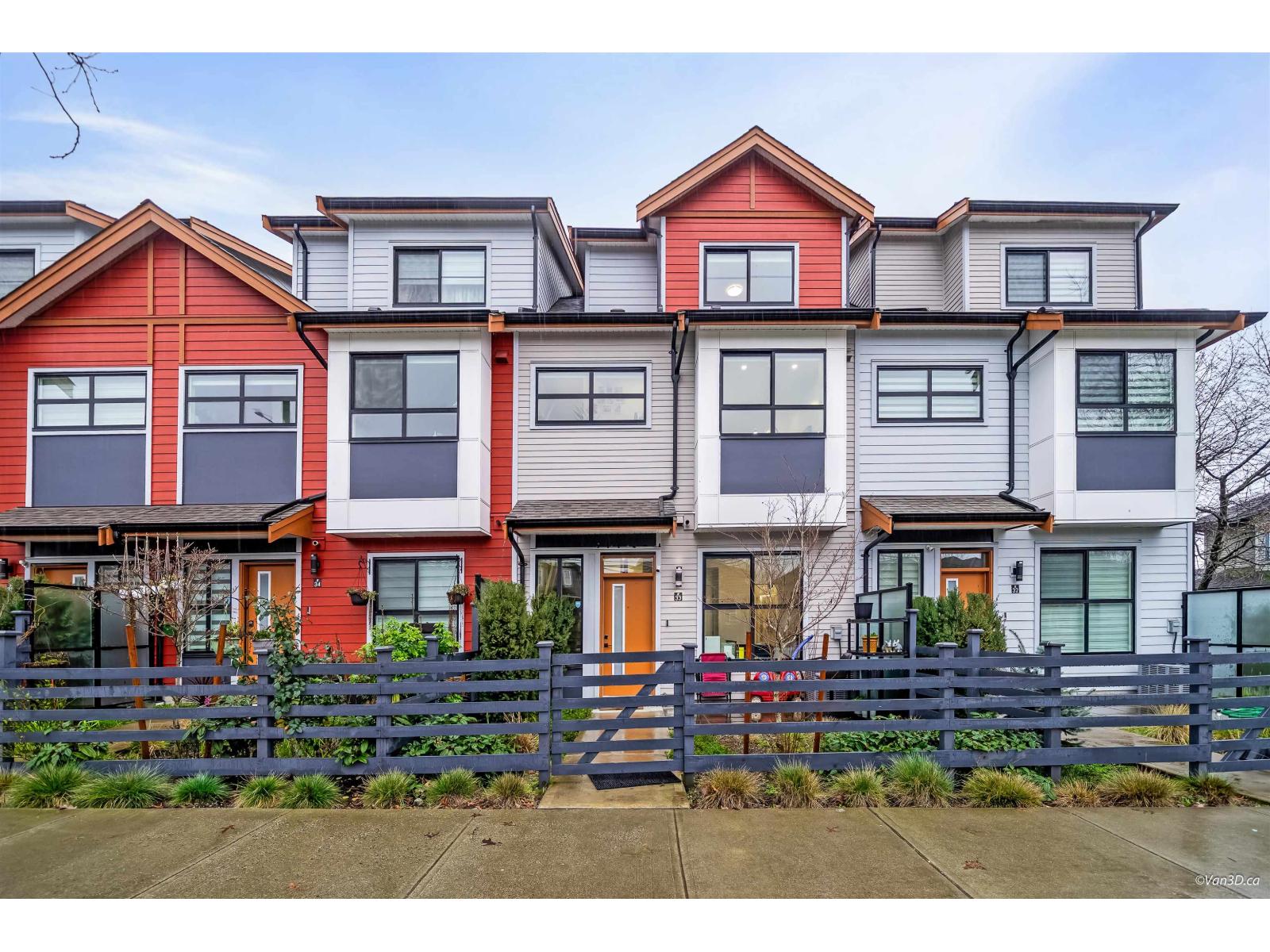 33 6138 128 Street, Surrey, British Columbia  V3X 1T1 - Photo 2 - R3094079