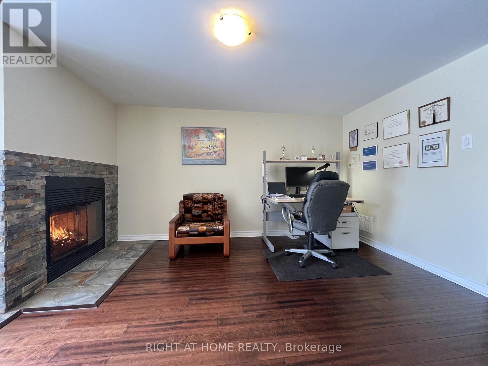 94 Dutch Myrtle Way, Toronto, Ontario  M3B 3K8 - Photo 30 - C12828602