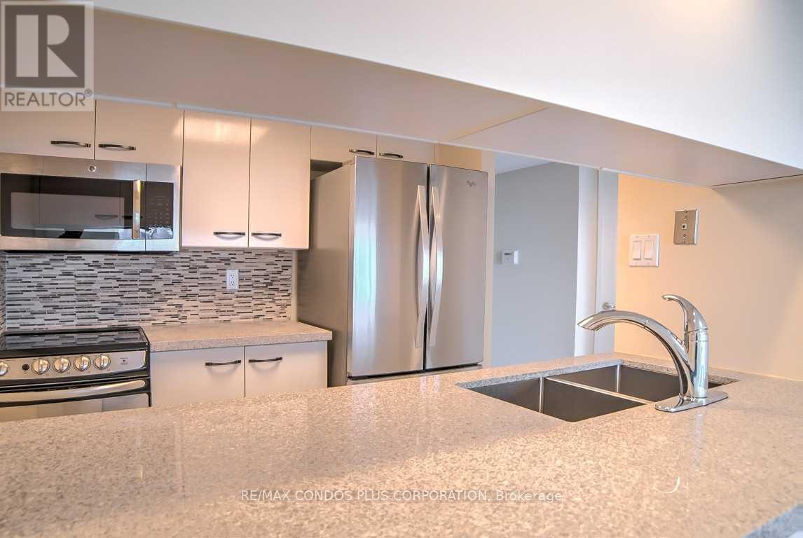 2007 - 38 Elm Street, Toronto, Ontario  M5G 2K5 - Photo 7 - C12828616