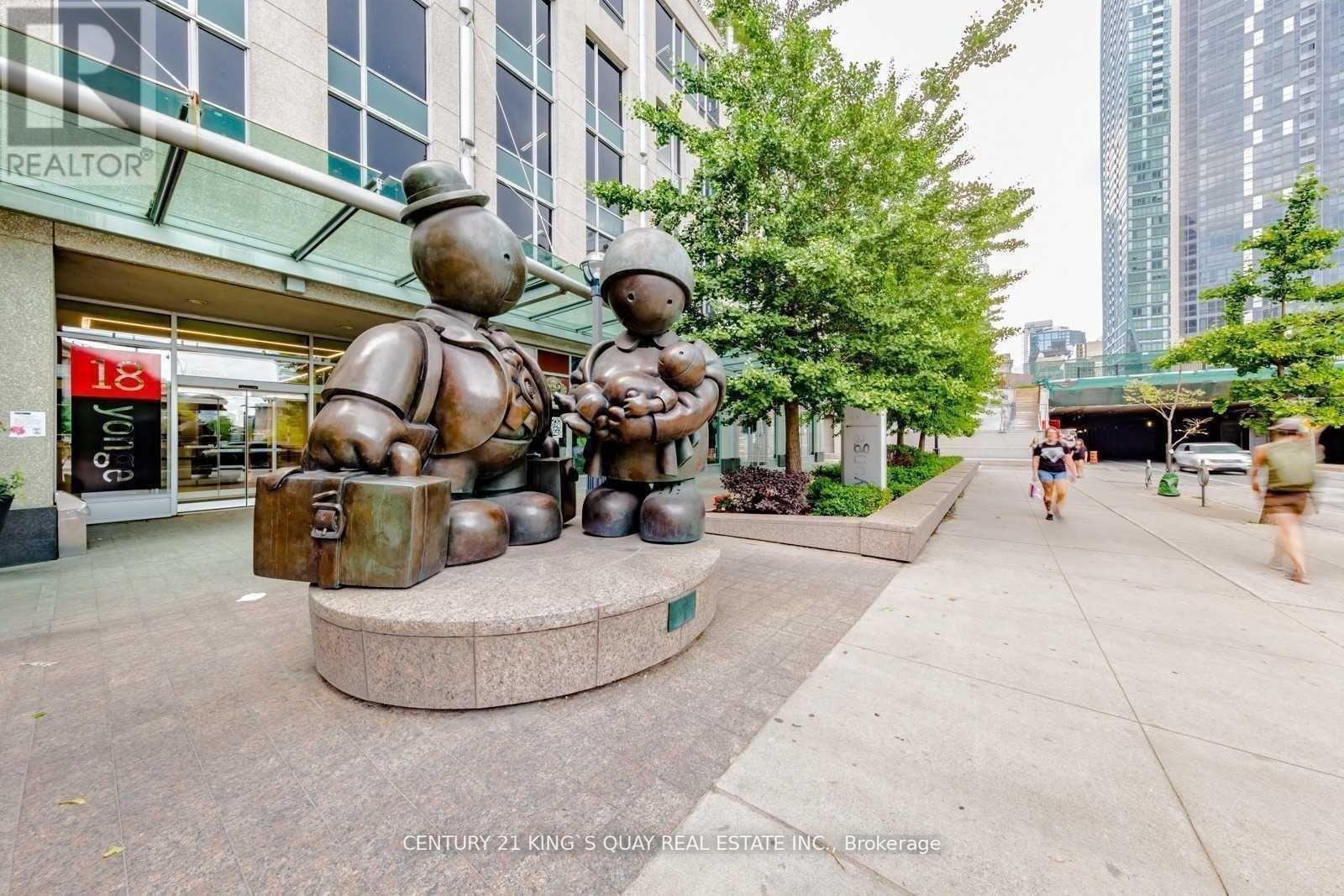 2111 - 18 Yonge Street, Toronto, Ontario  M5E 1Z8 - Photo 3 - C12828646