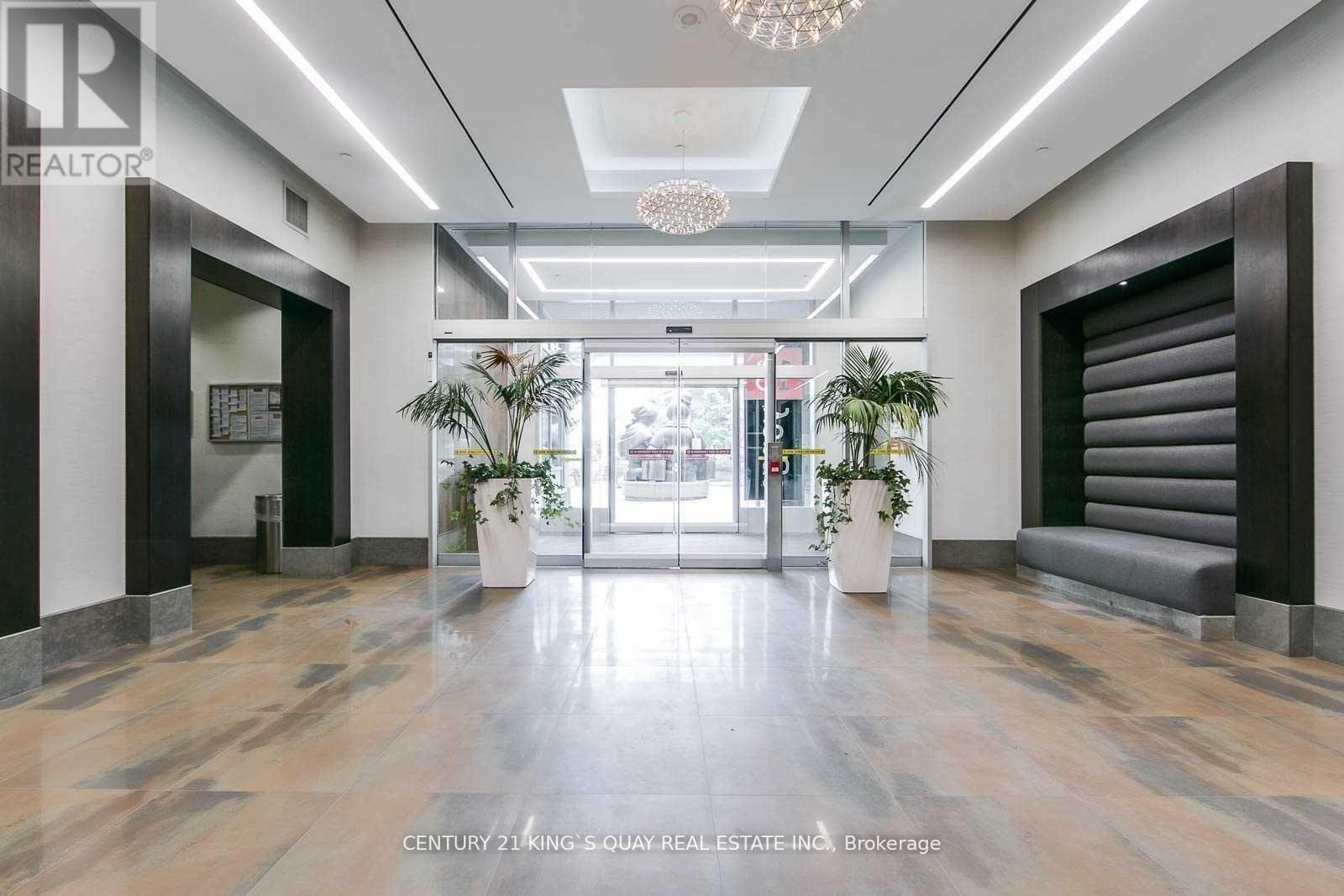 2111 - 18 Yonge Street, Toronto, Ontario  M5E 1Z8 - Photo 4 - C12828646