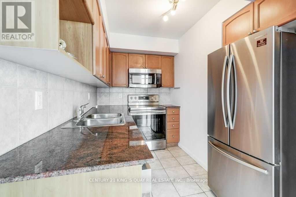 2111 - 18 Yonge Street, Toronto, Ontario  M5E 1Z8 - Photo 9 - C12828646