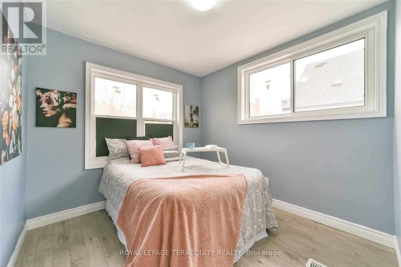 Main Floor - 290 Gliddon Avenue, Oshawa (Central), Ontario  L1H 1Z3 - Photo 9 - E12828644