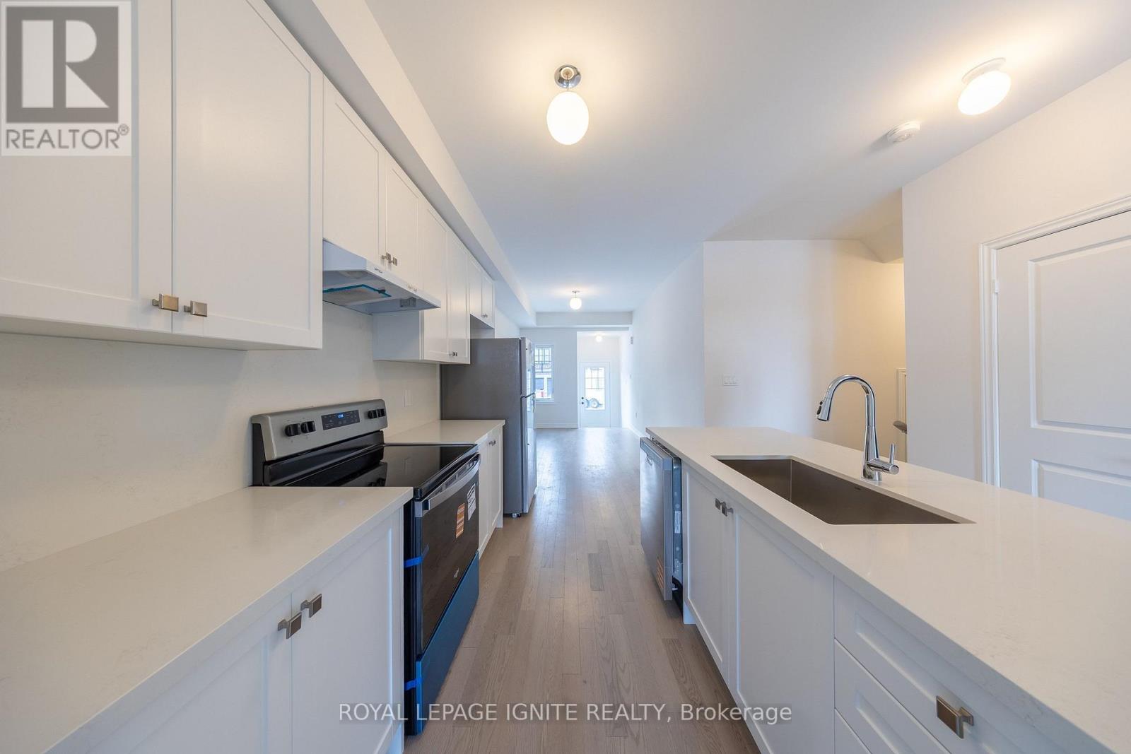 2928 Peter Mattews Drive, Pickering, Ontario  L1X 0R7 - Photo 9 - E12828694