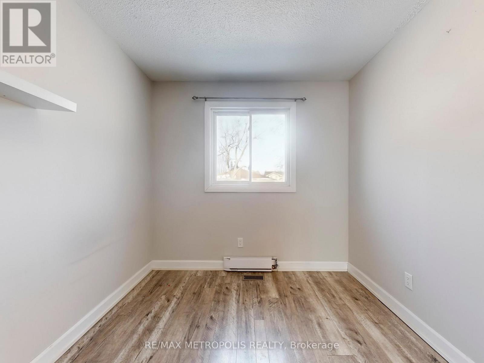 1294 Sunningdale Avenue, Oshawa (Donevan), Ontario  L1H 8G7 - Photo 18 - E12828704