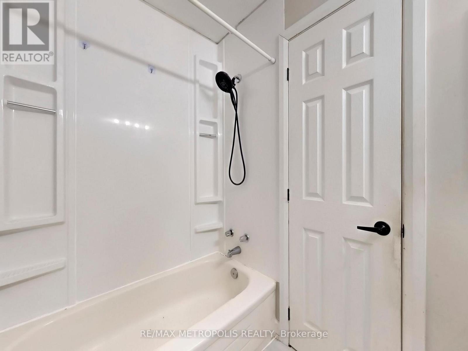 1294 Sunningdale Avenue, Oshawa (Donevan), Ontario  L1H 8G7 - Photo 24 - E12828704