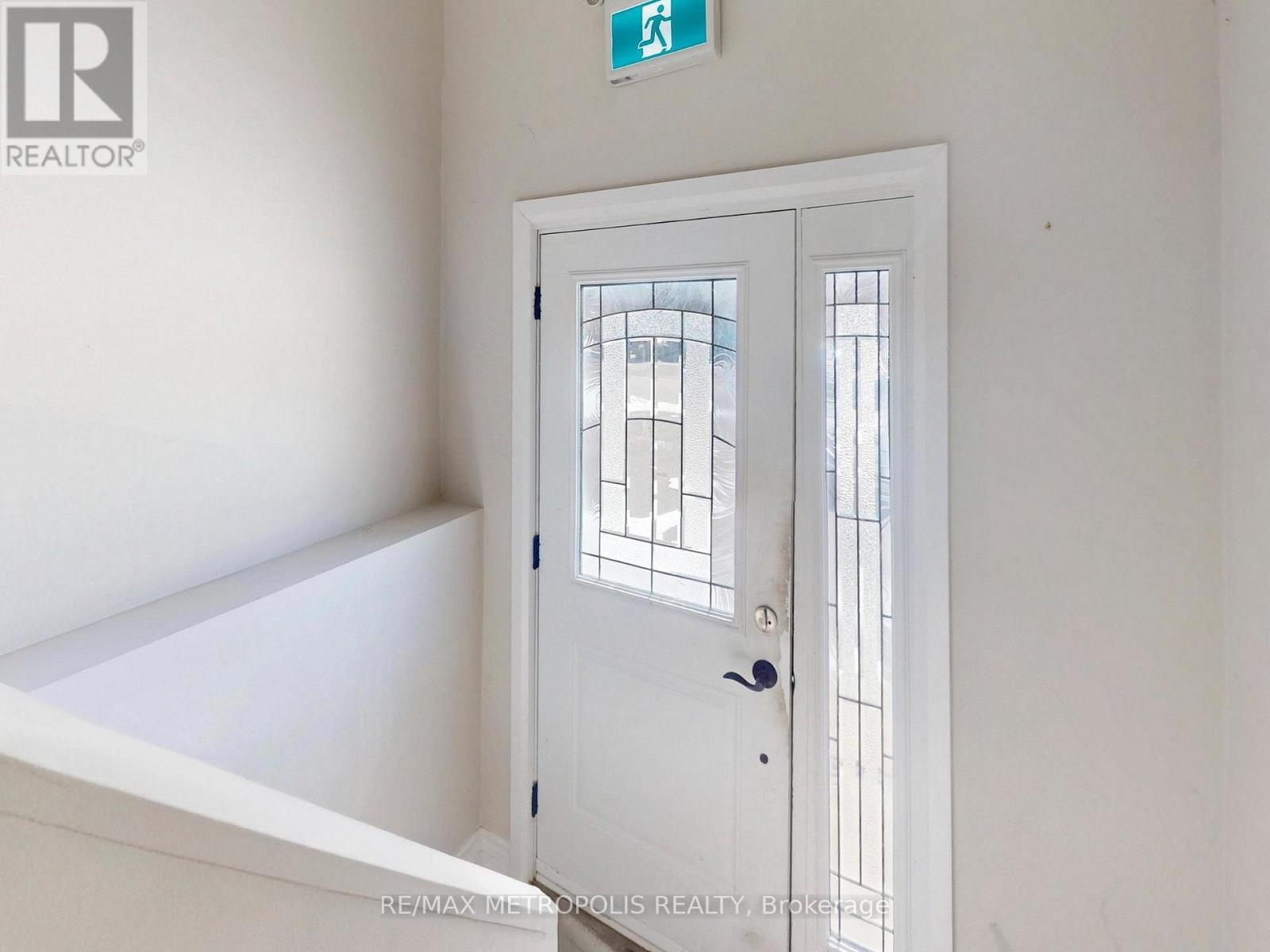 1294 Sunningdale Avenue, Oshawa (Donevan), Ontario  L1H 8G7 - Photo 25 - E12828704