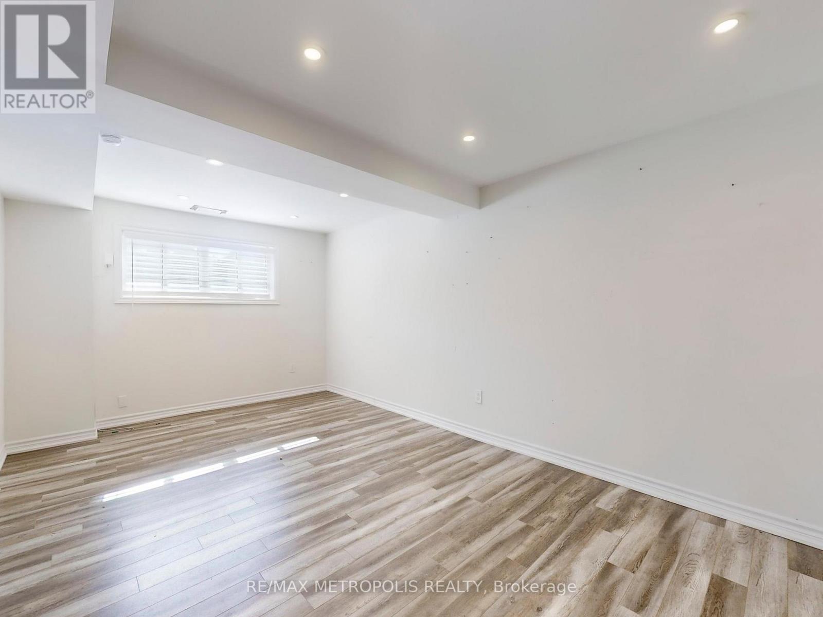 1294 Sunningdale Avenue, Oshawa (Donevan), Ontario  L1H 8G7 - Photo 27 - E12828704