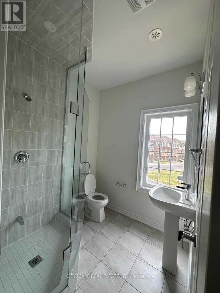 2617 Magdalen Path, Oshawa (Windfields), Ontario  L1L 0R6 - Photo 9 - E12828716