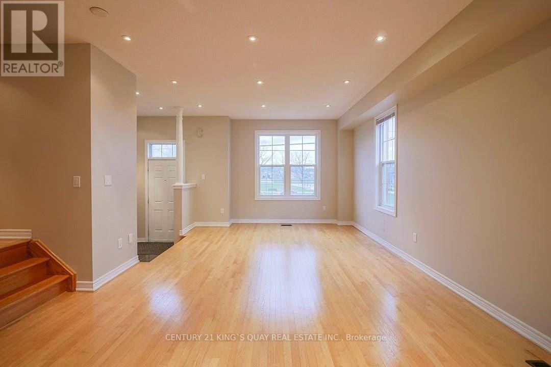 10518 Victoria Square Boulevard, Markham, Ontario  L6C 0A3 - Photo 8 - N12828570