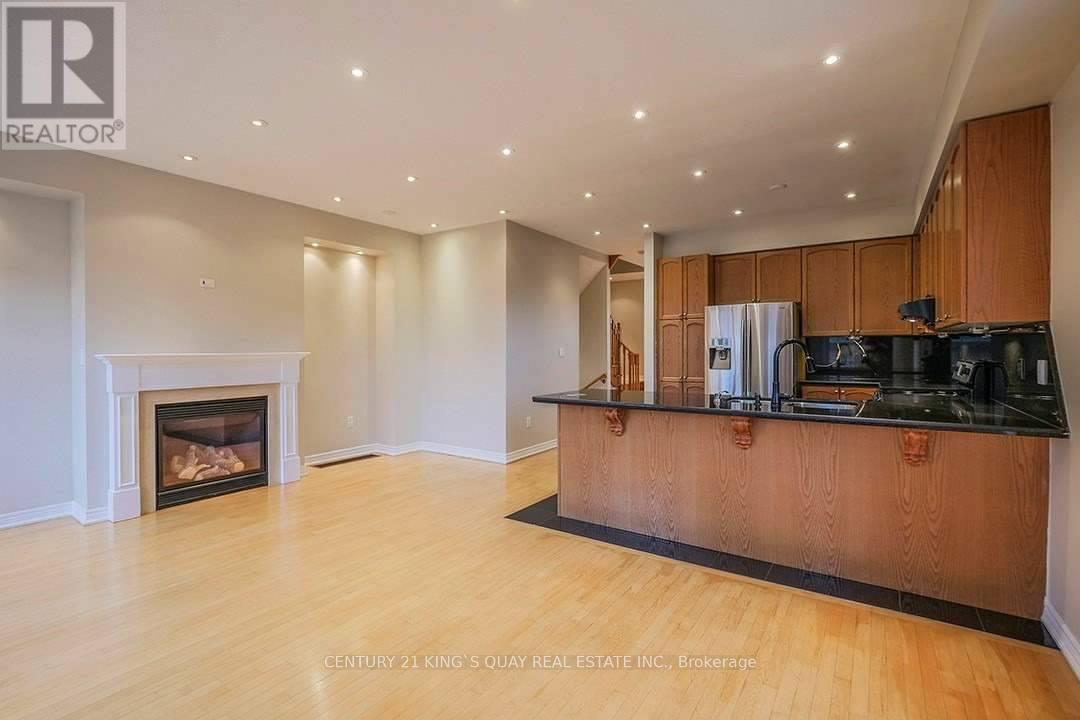 10518 Victoria Square Boulevard, Markham (Cathedraltown), Ontario  L6C 0A3 - Photo 13 - N12828578