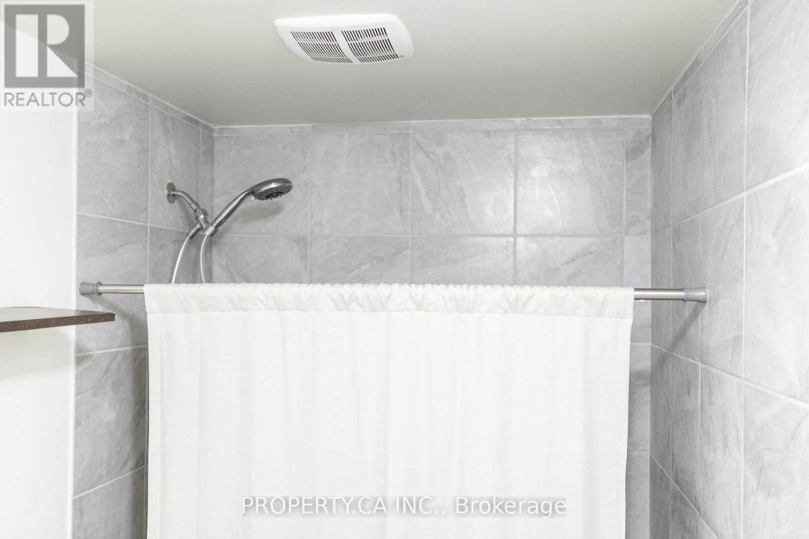 Lower - 70 Grand Trunk Avenue, Vaughan, Ontario  L6A 0X8 - Photo 15 - N12828596