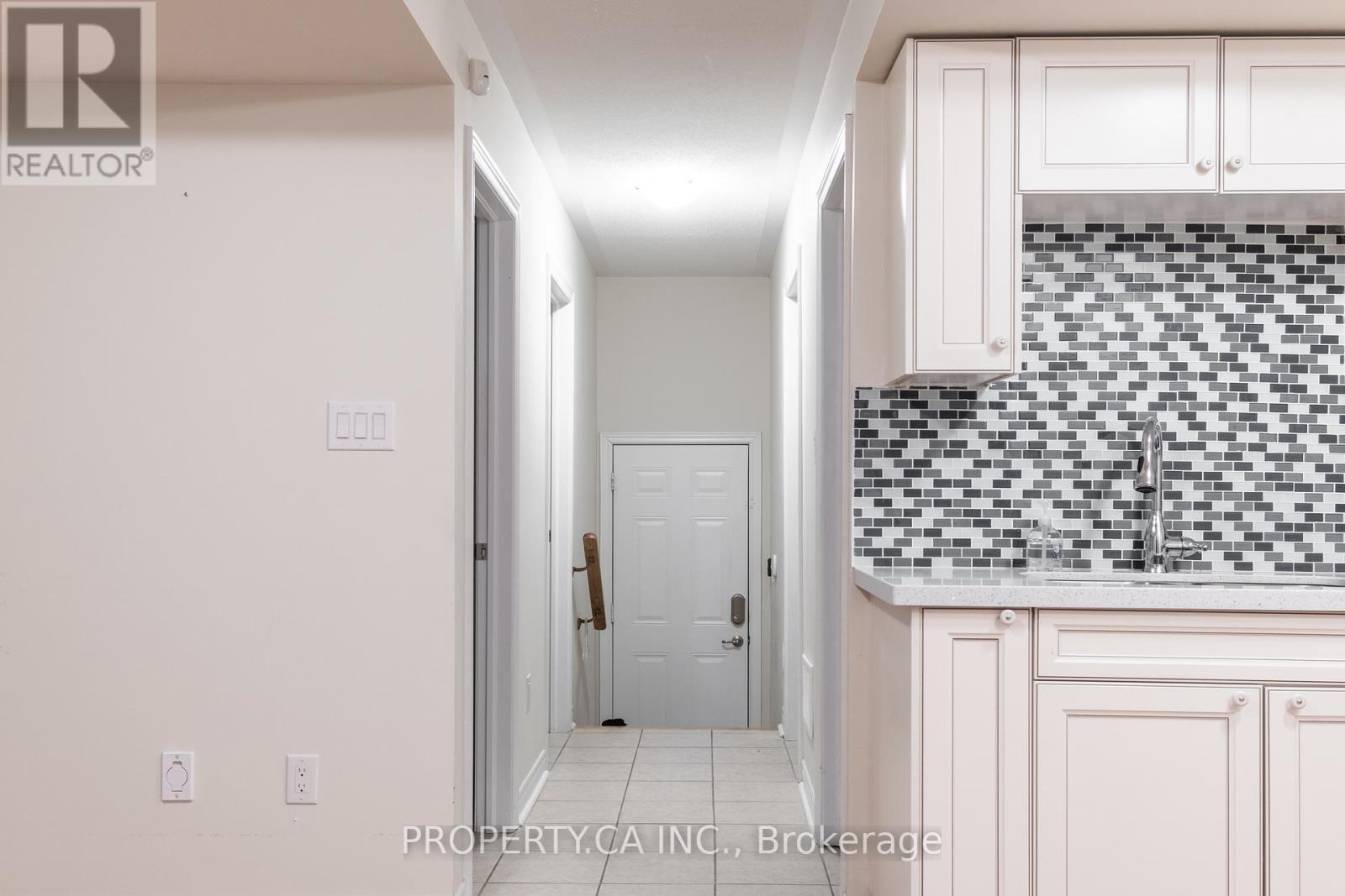 Lower - 70 Grand Trunk Avenue, Vaughan, Ontario  L6A 0X8 - Photo 8 - N12828596