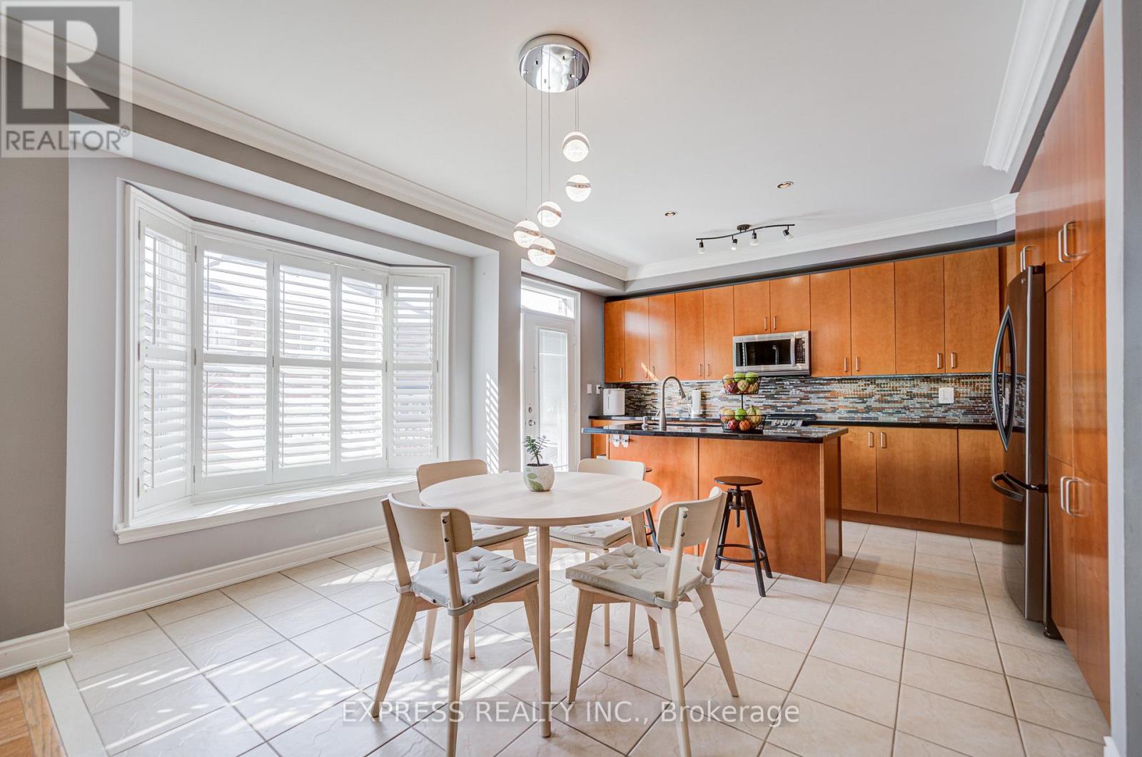 10 Eber Street, Richmond Hill, Ontario  L4E 4X2 - Photo 14 - N12828624