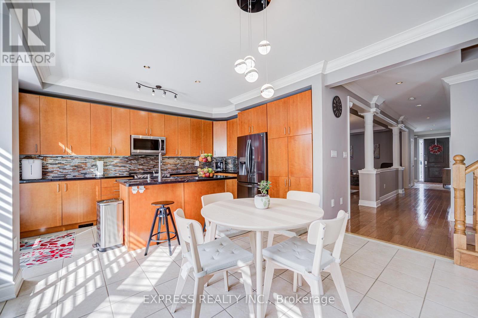 10 Eber Street, Richmond Hill, Ontario  L4E 4X2 - Photo 15 - N12828624