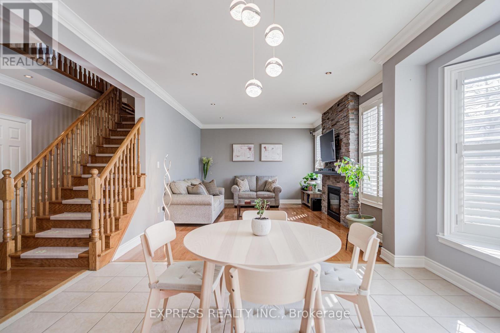 10 Eber Street, Richmond Hill, Ontario  L4E 4X2 - Photo 16 - N12828624