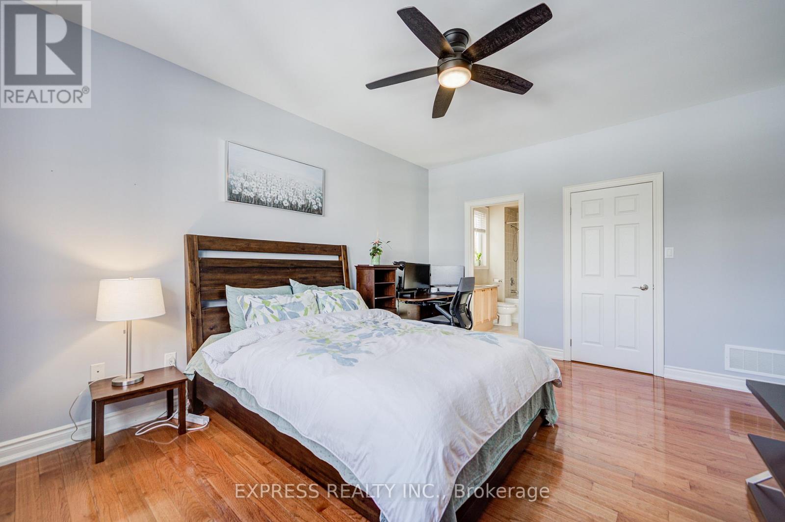 10 Eber Street, Richmond Hill, Ontario  L4E 4X2 - Photo 23 - N12828624