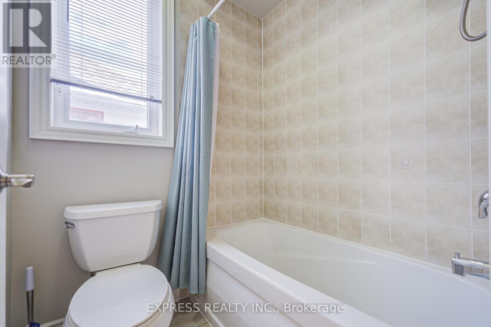 10 Eber Street, Richmond Hill, Ontario  L4E 4X2 - Photo 34 - N12828624