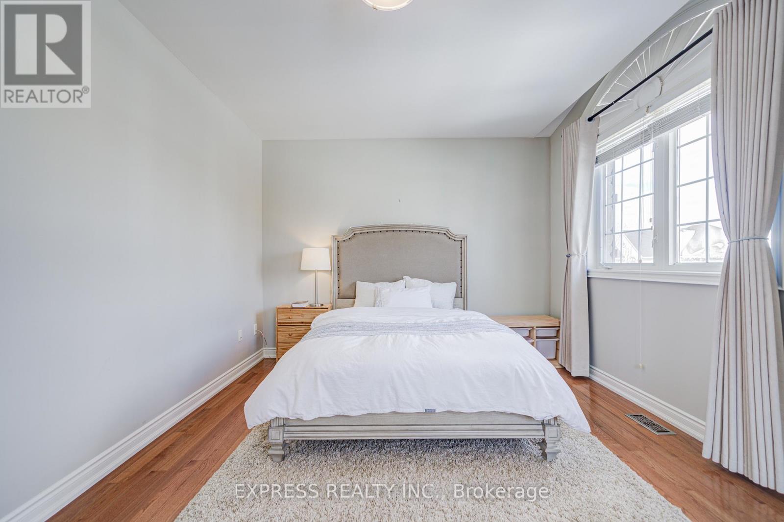 10 Eber Street, Richmond Hill, Ontario  L4E 4X2 - Photo 36 - N12828624