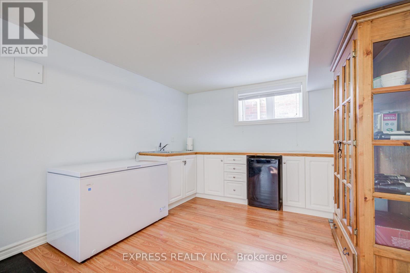 10 Eber Street, Richmond Hill, Ontario  L4E 4X2 - Photo 40 - N12828624