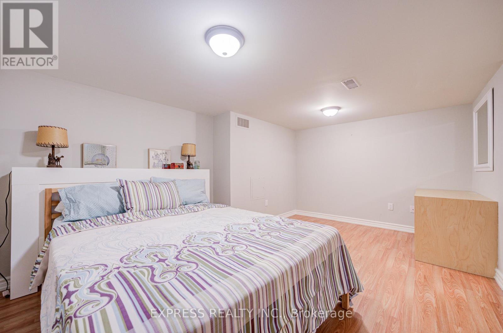 10 Eber Street, Richmond Hill, Ontario  L4E 4X2 - Photo 45 - N12828624