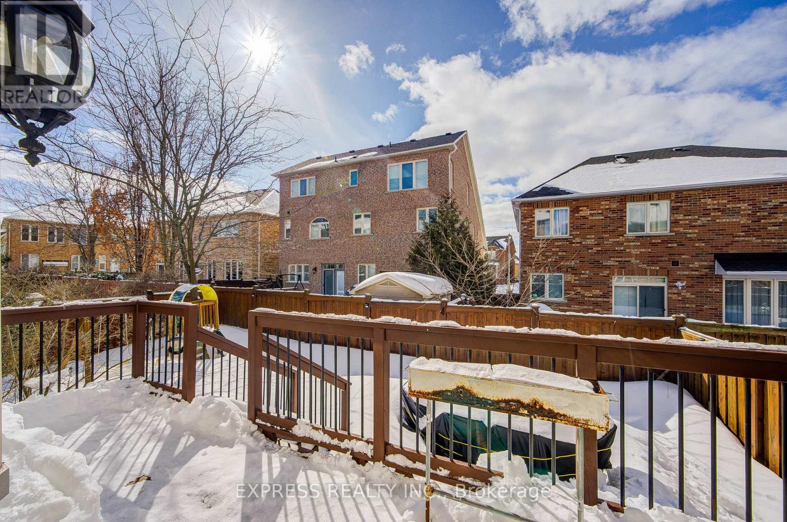 10 Eber Street, Richmond Hill, Ontario  L4E 4X2 - Photo 49 - N12828624