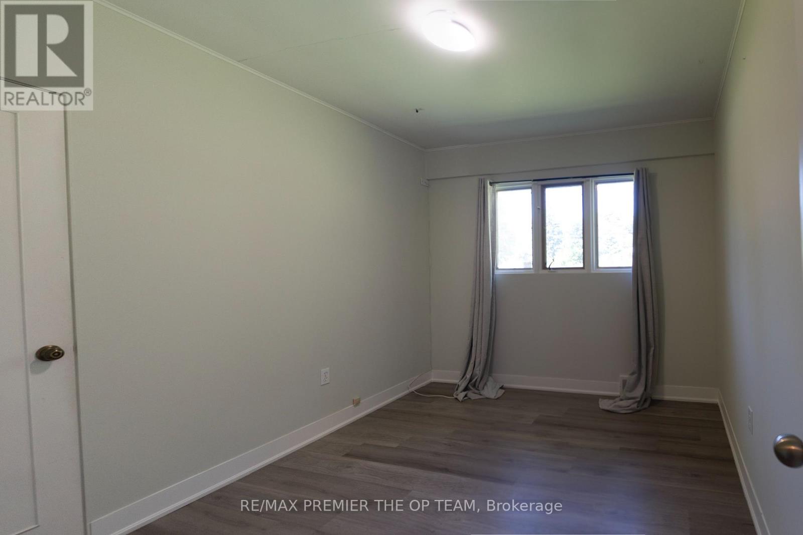 37 John Street, King, Ontario  L7B 1J6 - Photo 8 - N12828648