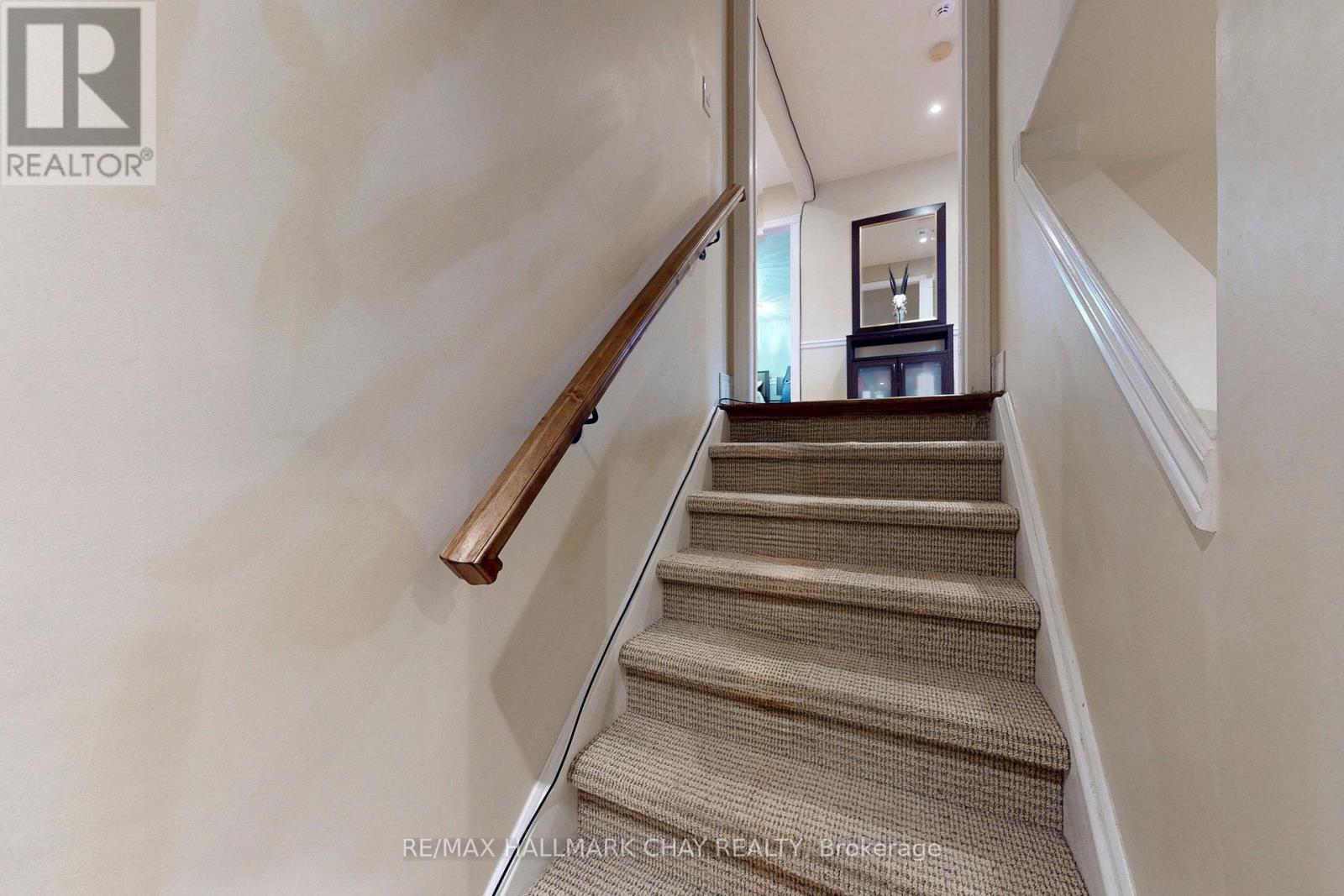 1069 Booth Avenue, Innisfil, Ontario  L9S 4X2 - Photo 32 - N12828650