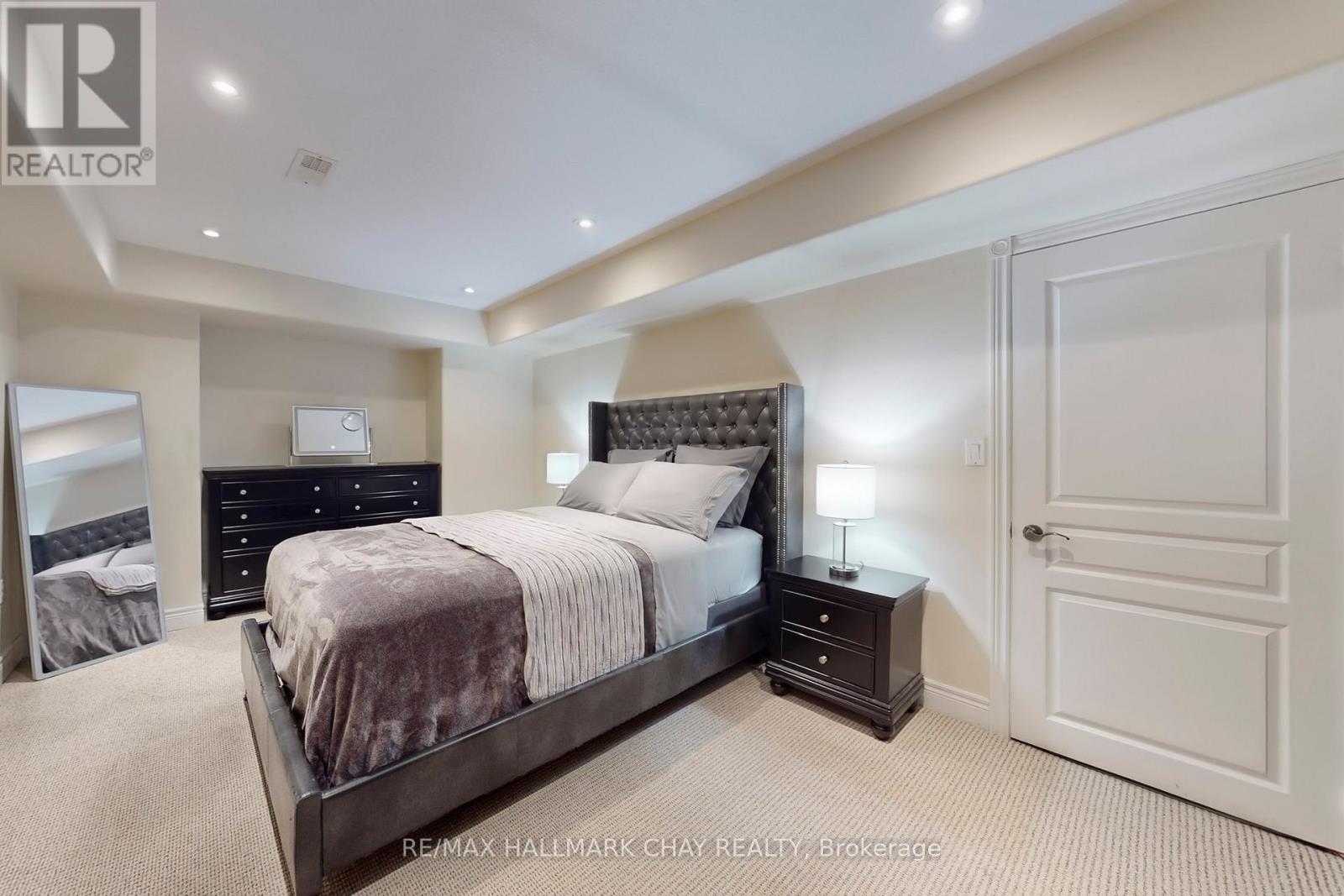 1069 Booth Avenue, Innisfil, Ontario  L9S 4X2 - Photo 36 - N12828650