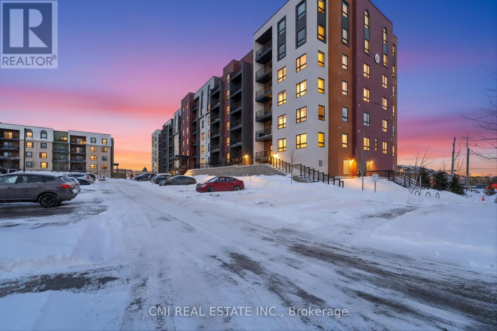 501 - 4 SPICE WAY, Barrie, Ontario